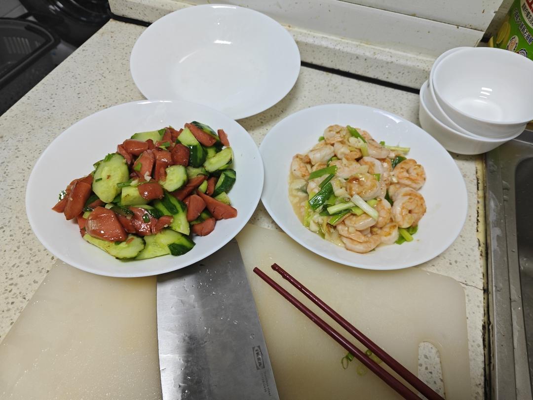 火腿肠炒黄瓜