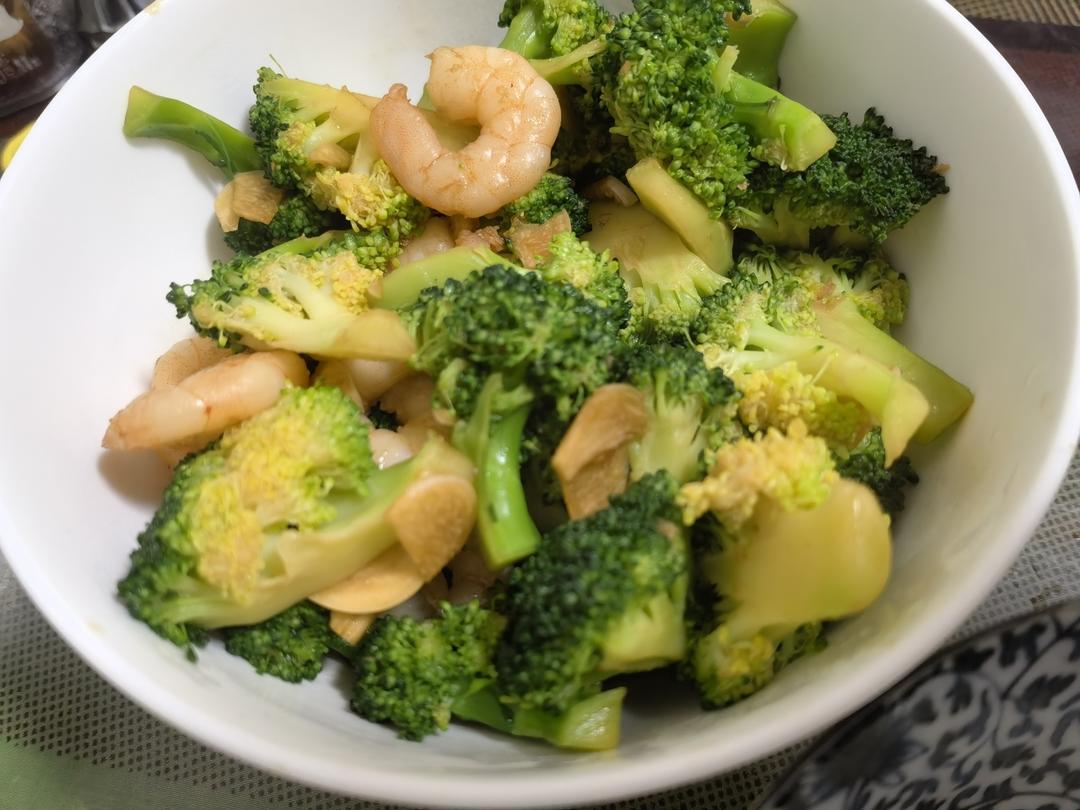 减肥去脂的西兰花炒虾仁