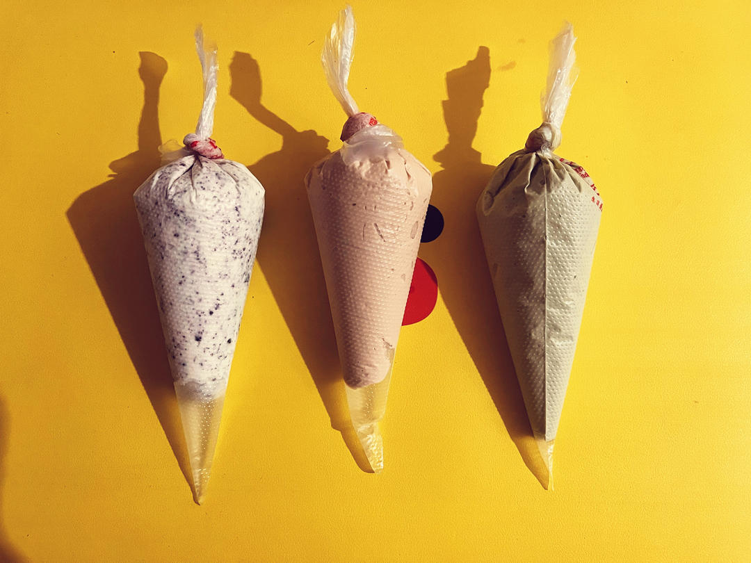 6种冰面包夹馅|香草、抹茶、巧克力、咖啡、草莓、甜杏