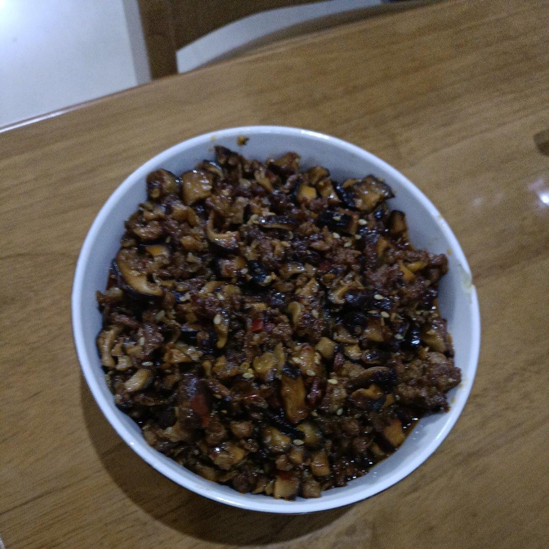 万能香菇肉酱下饭酱，香菇肉酱面，香菇肉酱盖饭