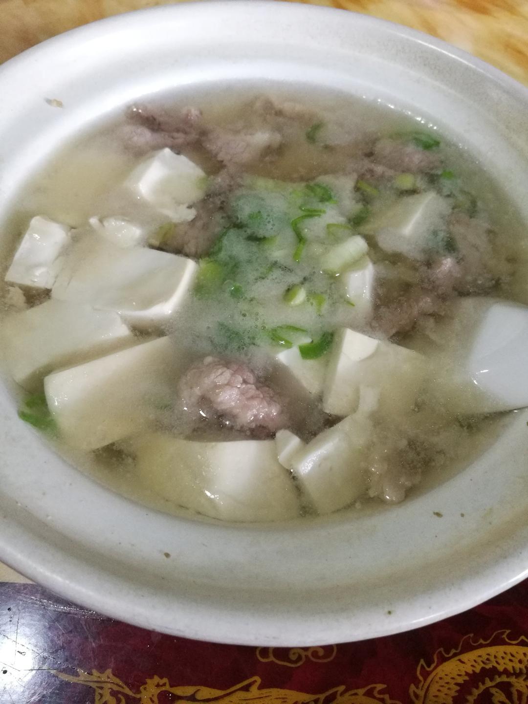 瘦肉豆腐汤