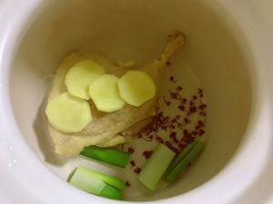 由鸭血粉丝汤引发的三个食谱～鸭血粉丝汤➕酱鸭腿➕白吉馍的做法 步骤3