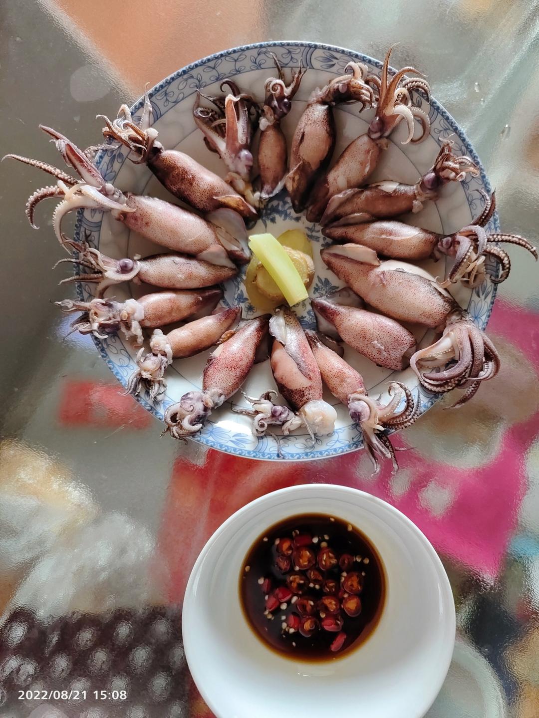 🦑《小管、小卷、海兔、小鱿鱼料理》白灼小卷 /佐芥末酱油🦑小卷不断头实验室🧪厨房小白集合喽！超快手料理✌️