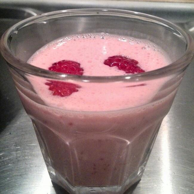 草莓酸奶昔的做法