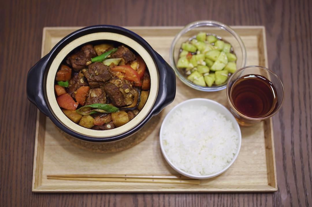 胡萝卜土豆炖排骨