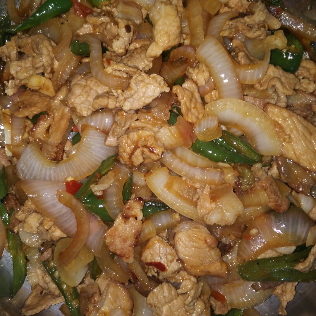 洋葱青椒炒肉丝