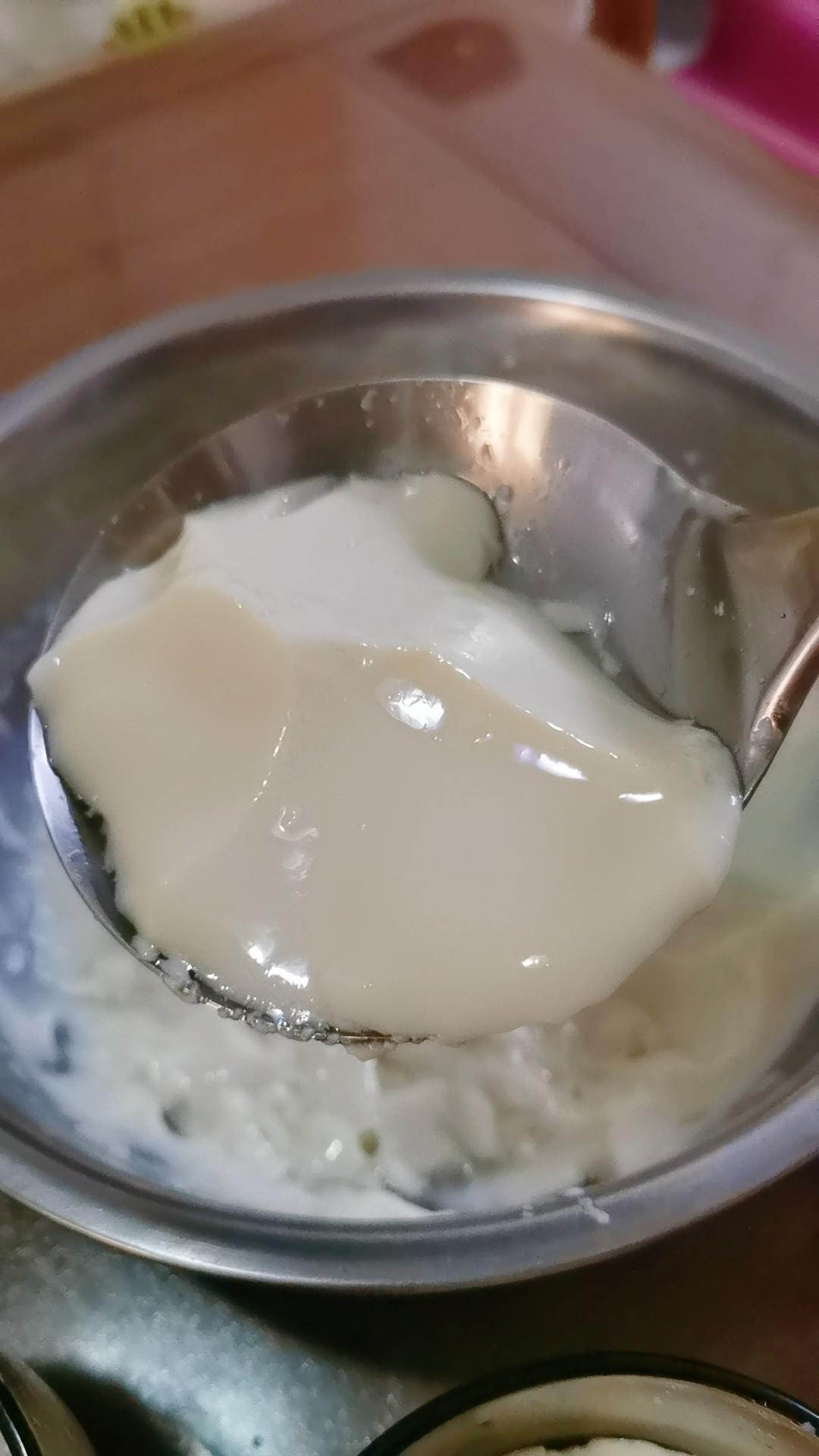 自制嫩滑豆腐花