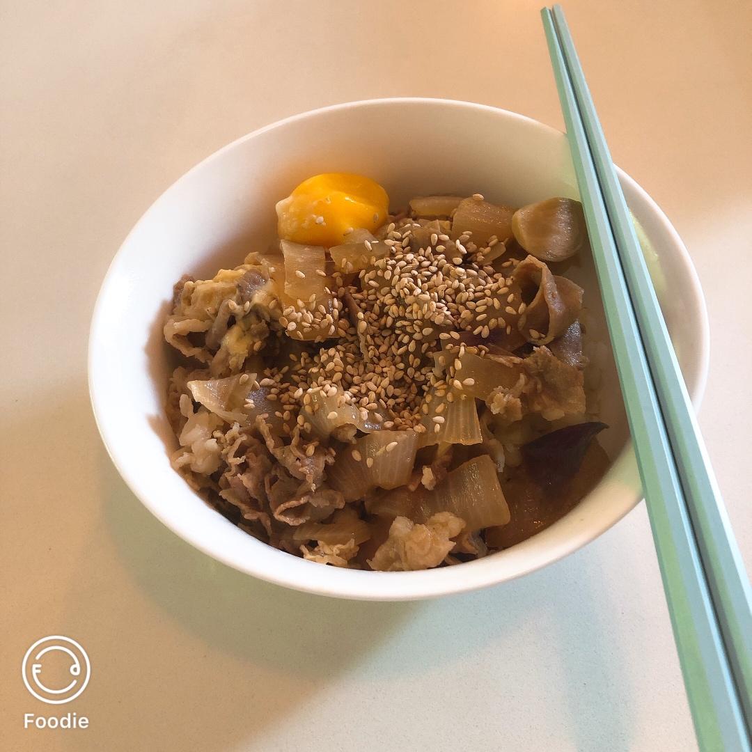 💕100%成功!!!🍱招牌肥牛饭专门店秘方·秒杀日本吉野家食其家！日式多汁牛肉饭 /嫩肥牛盖饭/牛肉饭/肥牛丼（超简单快速完美版）✨