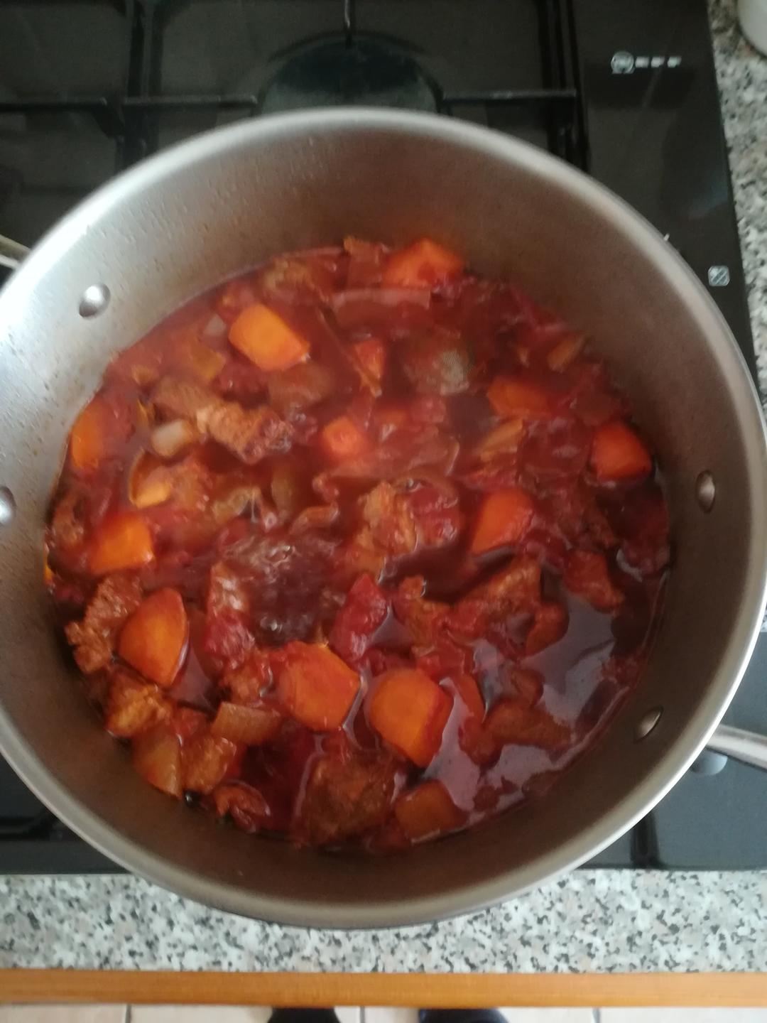 番茄土豆炖牛腩