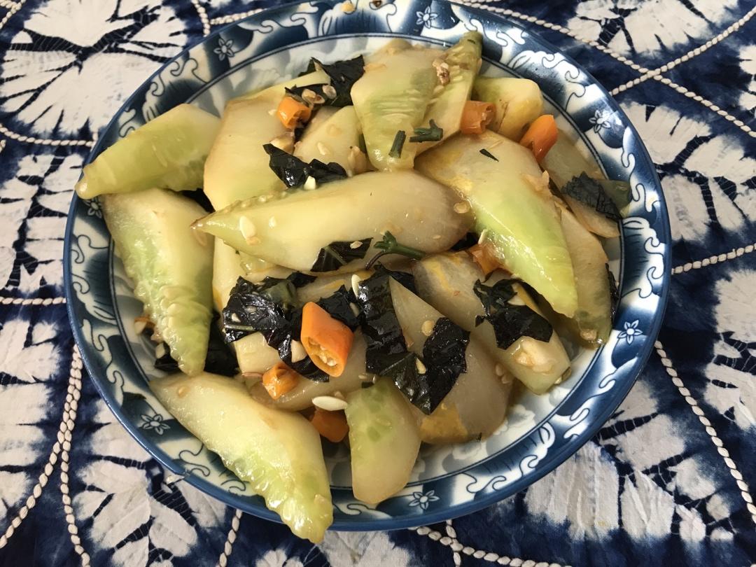 紫苏炒黄瓜
