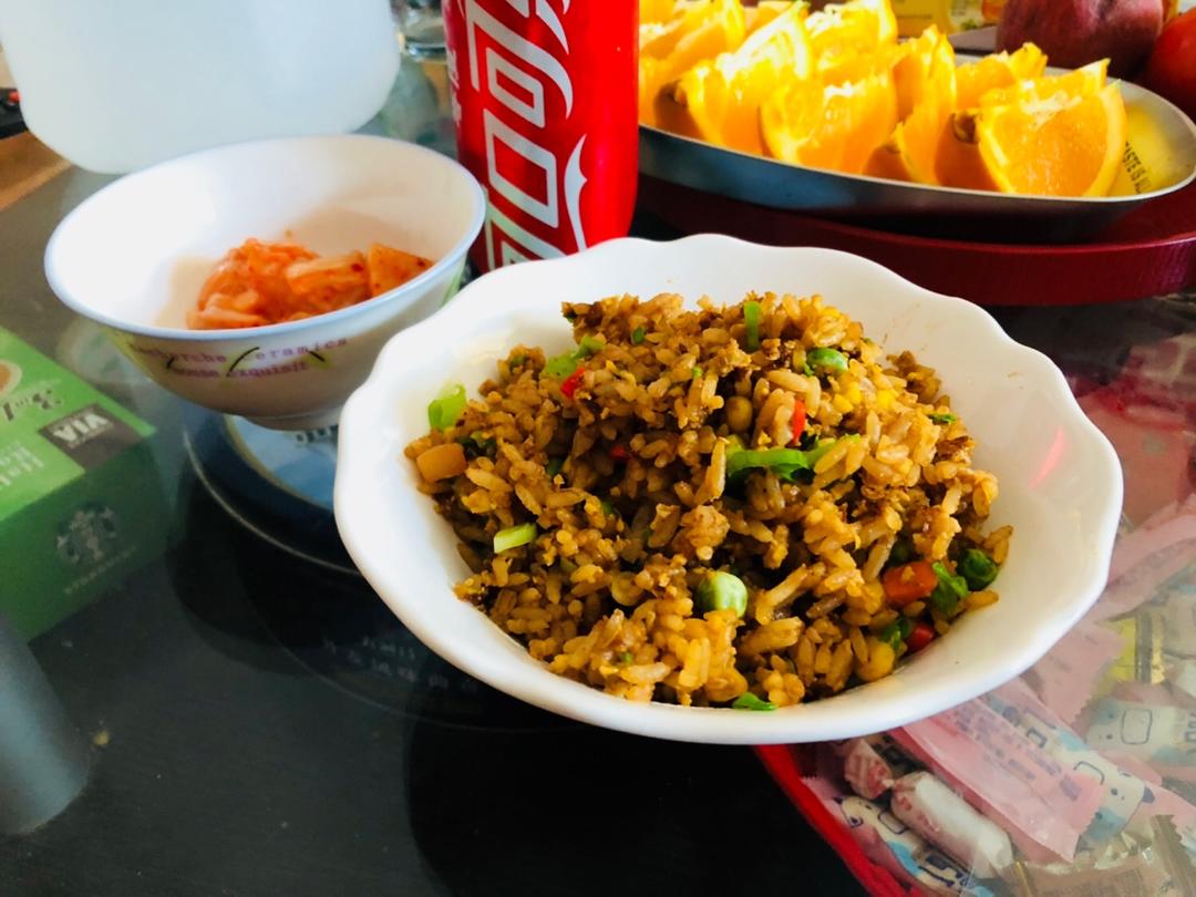 小时候的酱油炒饭