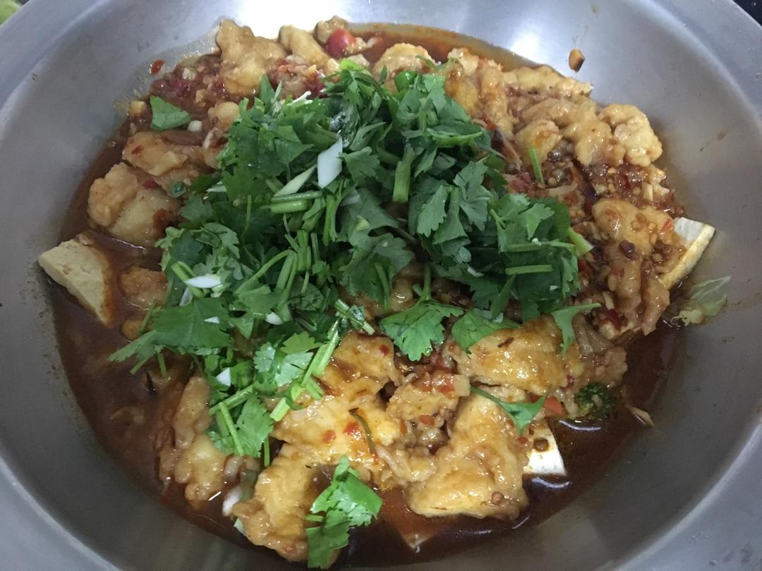 水煮牛肉：《中餐厅》张亮拿手菜（视频菜谱）