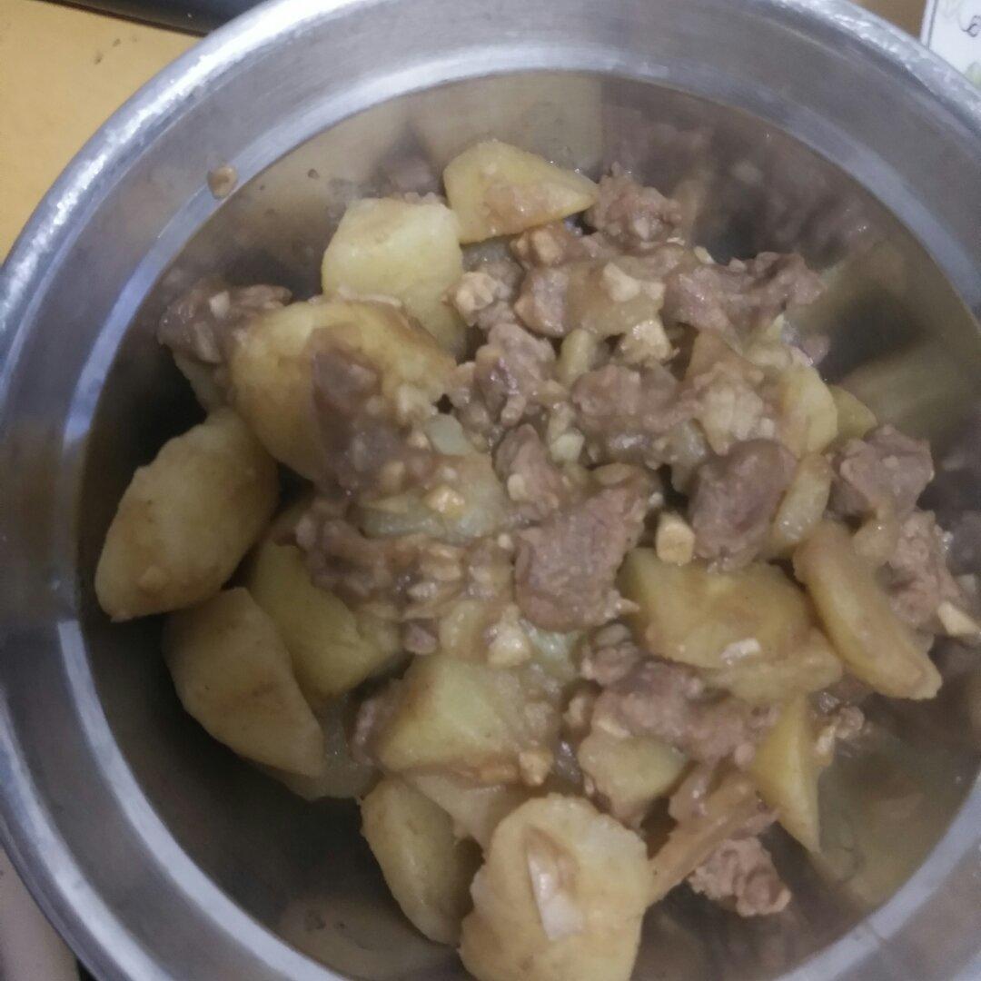 懒人版牛肉炖土豆