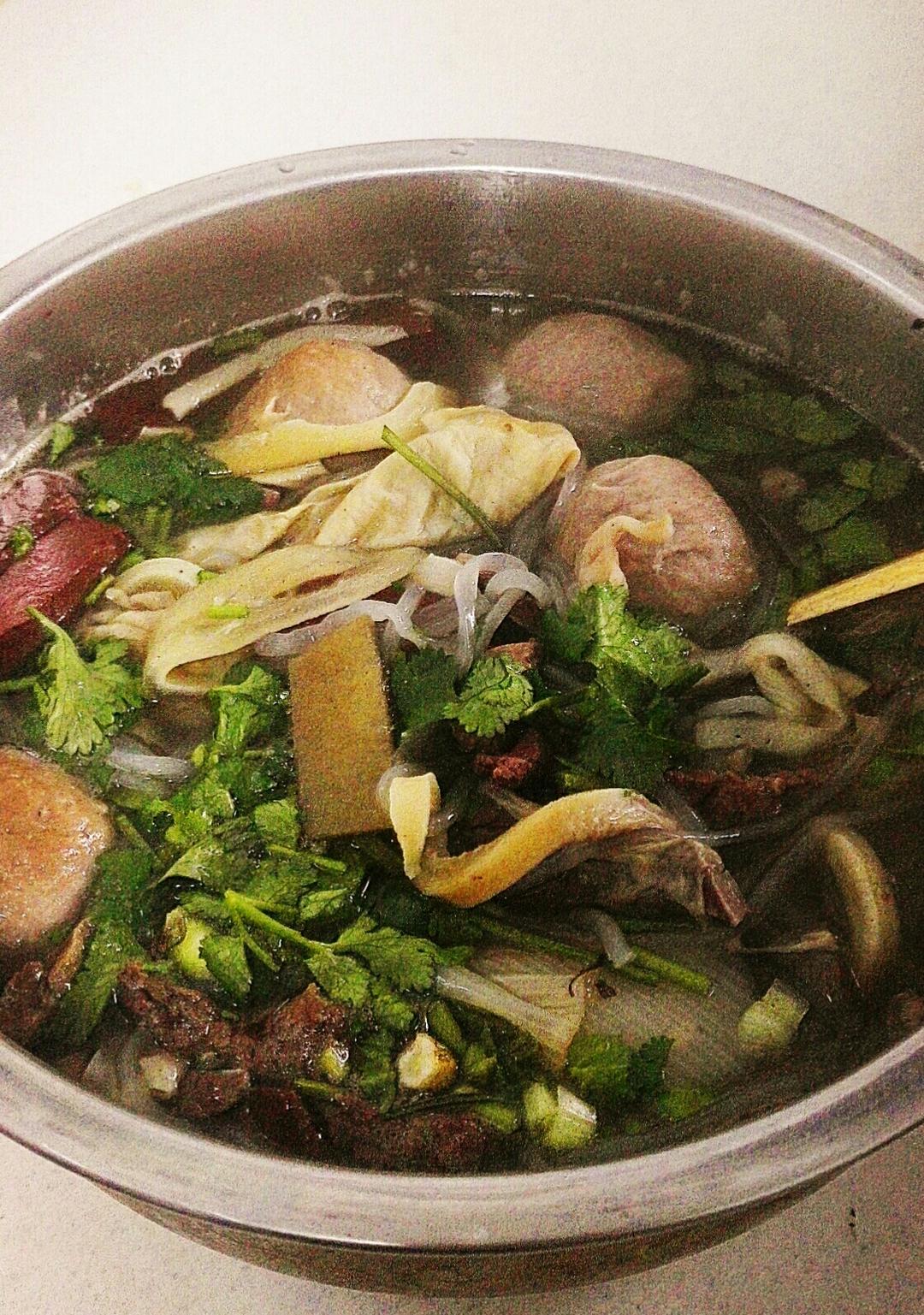 粉丝牛杂汤的做法