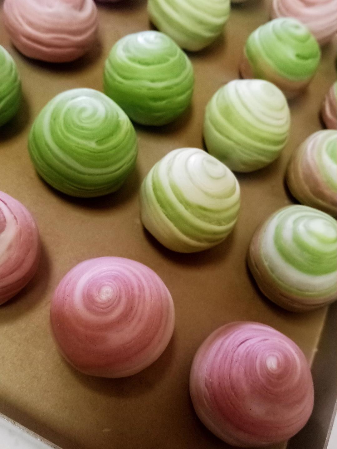 超简单 免揉 酥掉渣的蛋黄酥(超详细附全程视频)不破酥『万能酥皮』