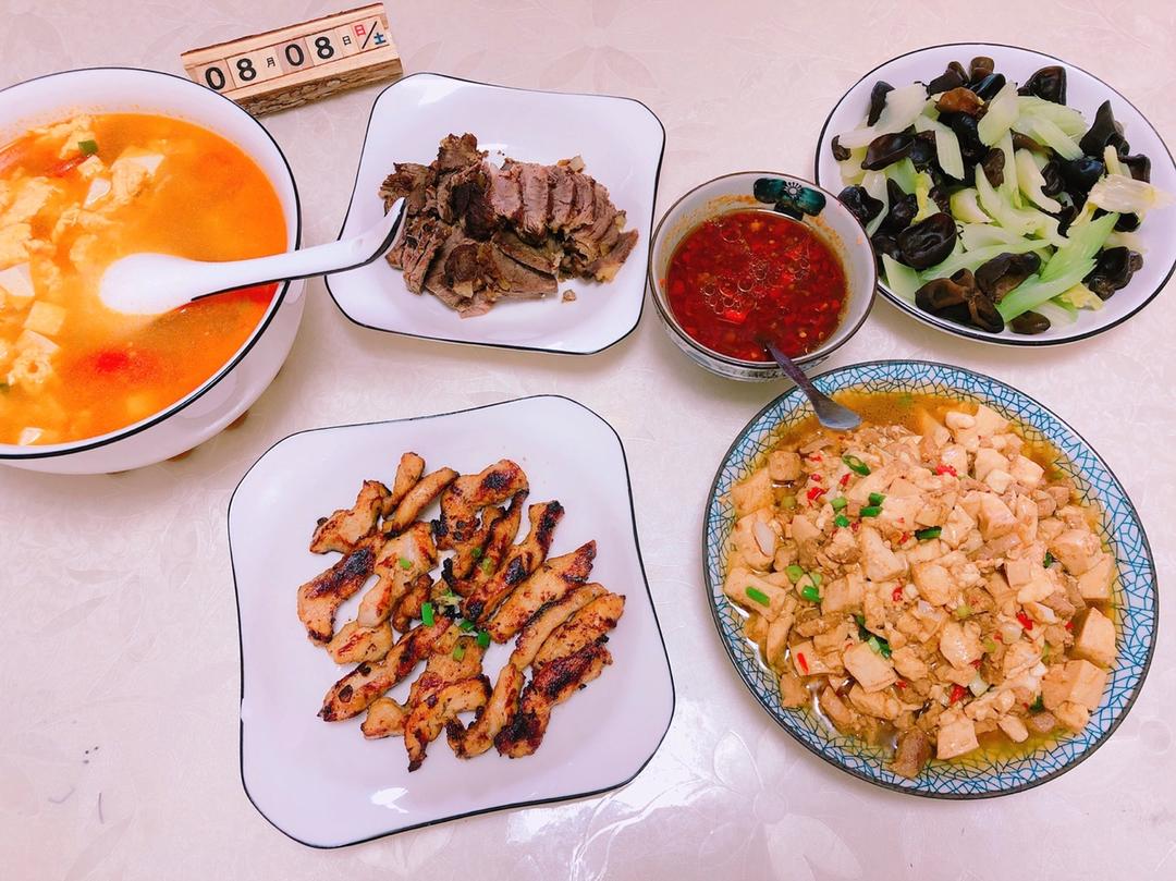 香煎鸡胸肉(蜂蜜蒜香)