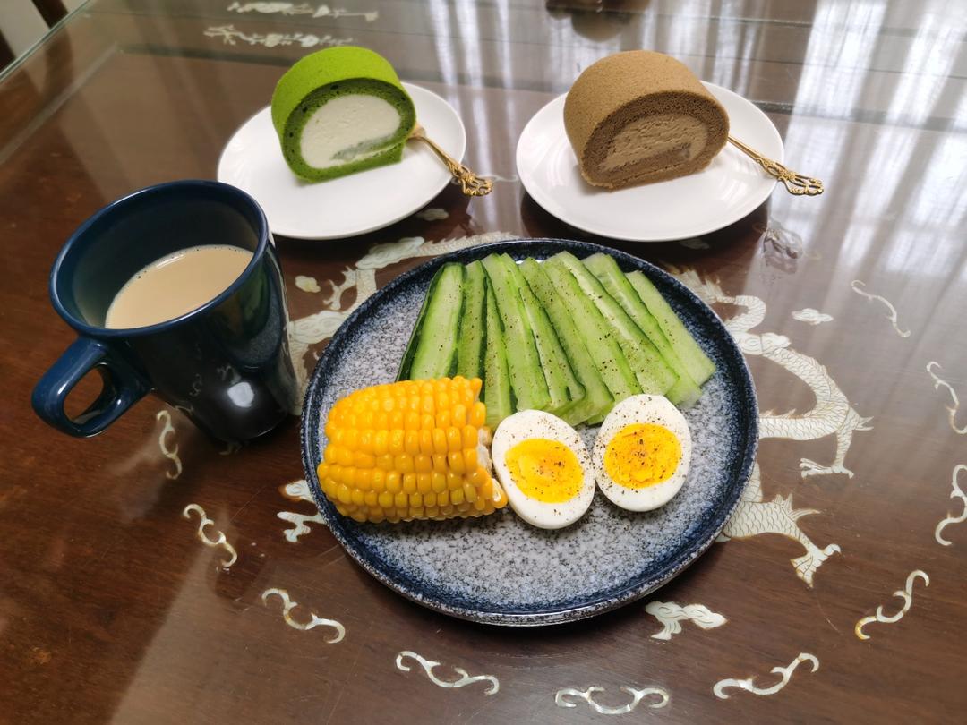 拿铁咖啡蛋糕卷☕️香得你家仿佛就是咖啡厅