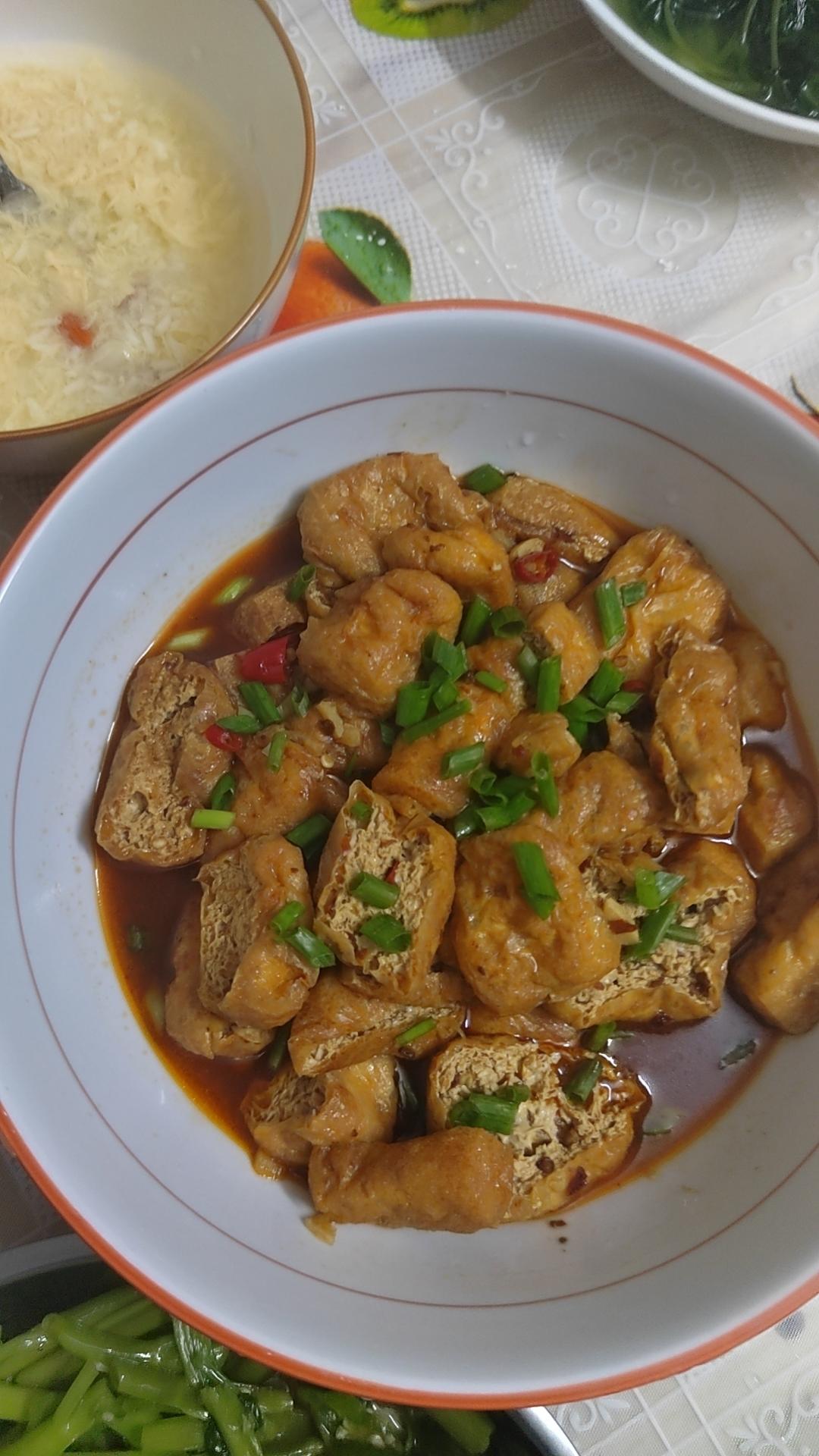 会爆汁的油豆腐？据说比肉还好吃！