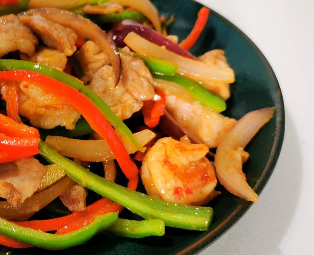 好吃不长胖的“虾球炒肉”的做法