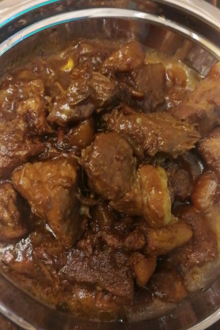炖排骨 炖肉