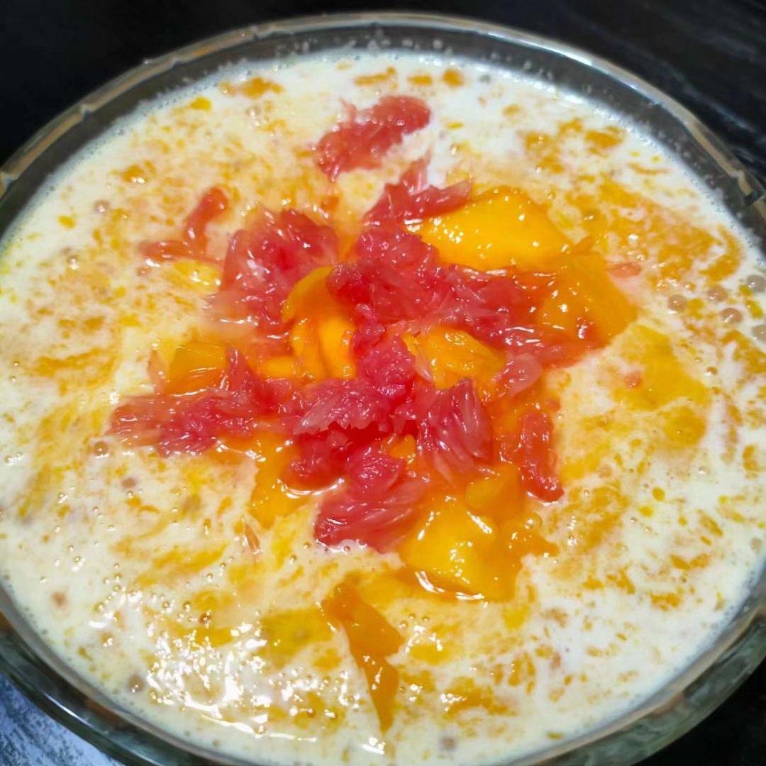 港式甜品——杨枝甘露(芒果西米露)附芒果花切法