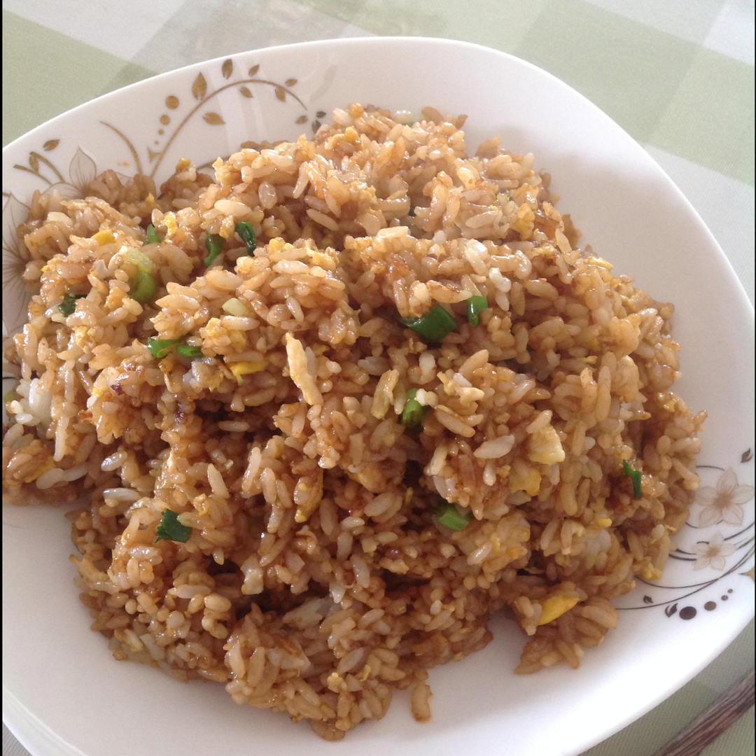 酱油炒饭(超级简单)