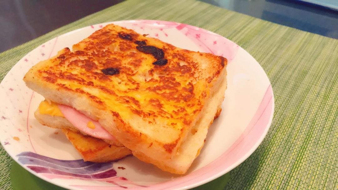 十分钟快手早餐【港式火腿西多士】