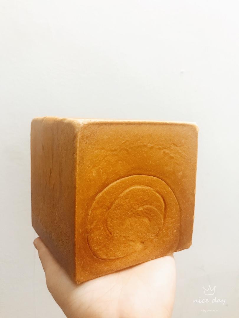 吐司，奶香手撕面包，超级香浓