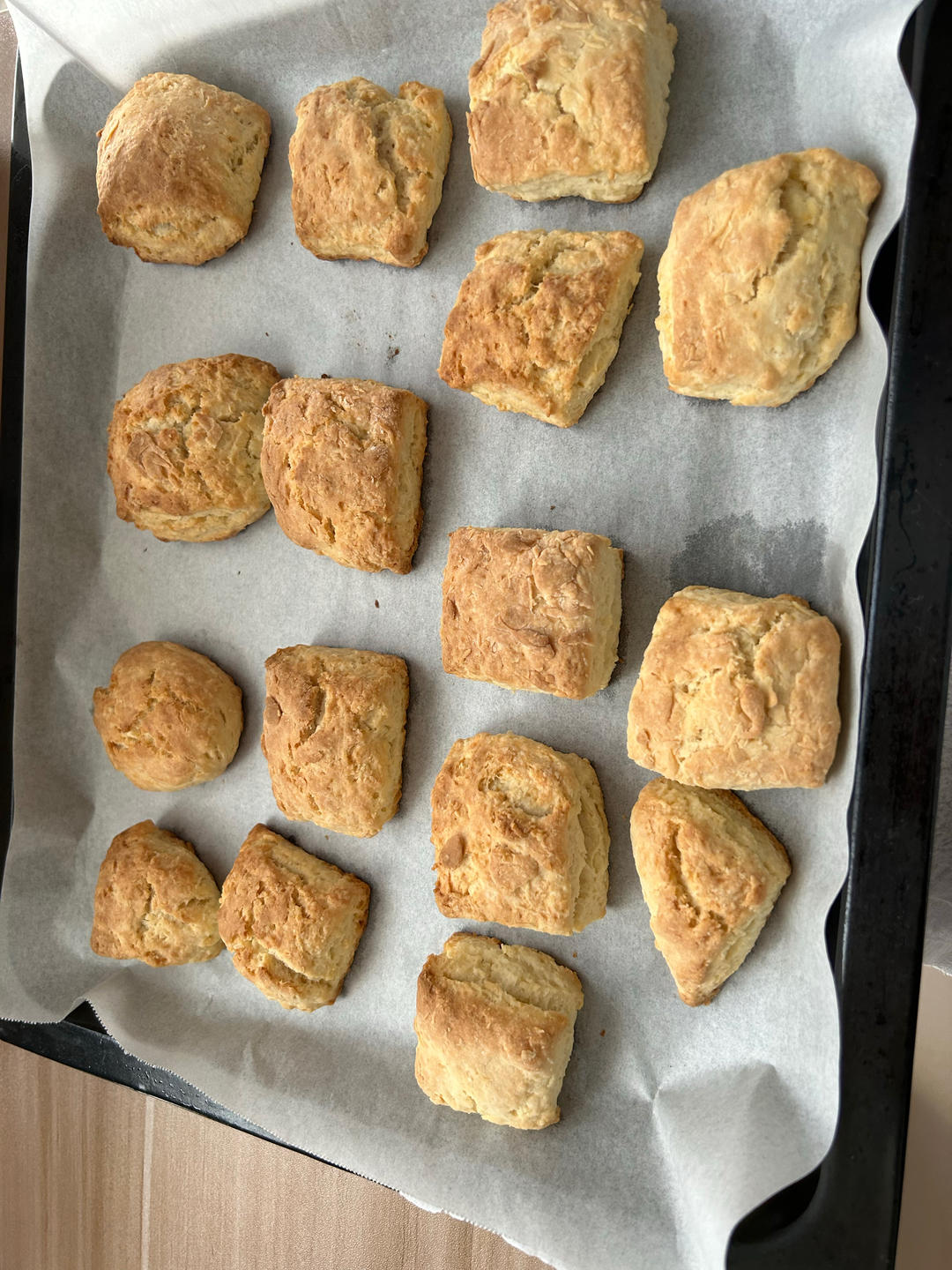 完美裂纹～百分百成功的超好吃奶香司康（禁止搬运）