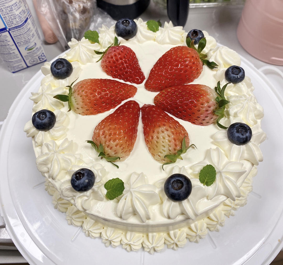 蛋糕抹面技巧（附淡奶油打发小贴士）