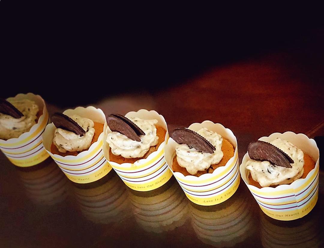 醇香咖啡纸杯蛋糕