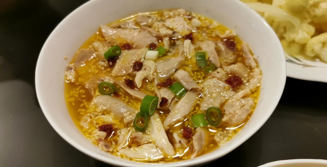 只需藤椒油就能吃到正宗藤椒鸡