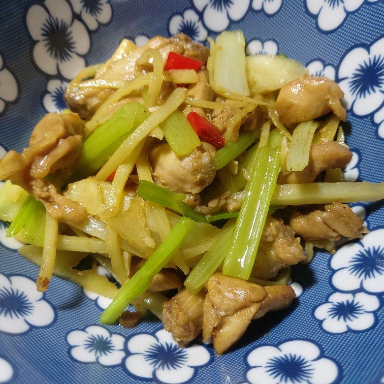 家常子姜炒鸡