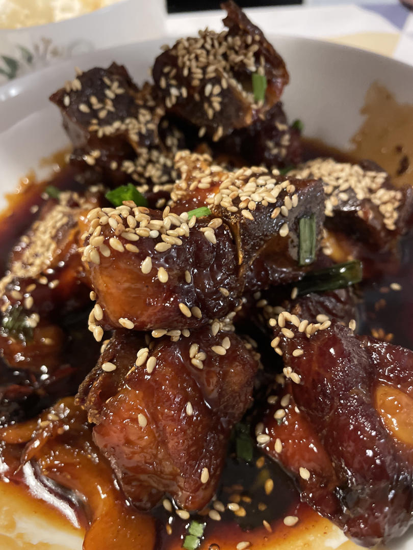 超级好吃的红烧小排