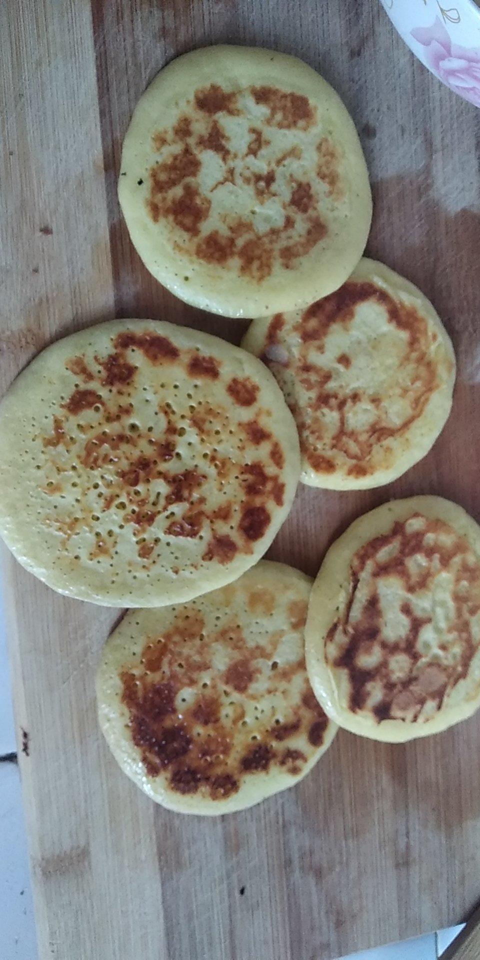 玉米面小饼子