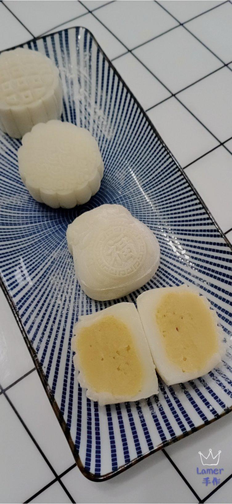 海盐太妃冰皮月饼