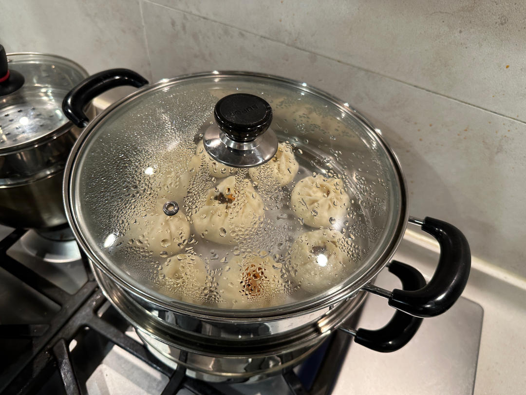 胡萝卜木耳鸡蛋素包子