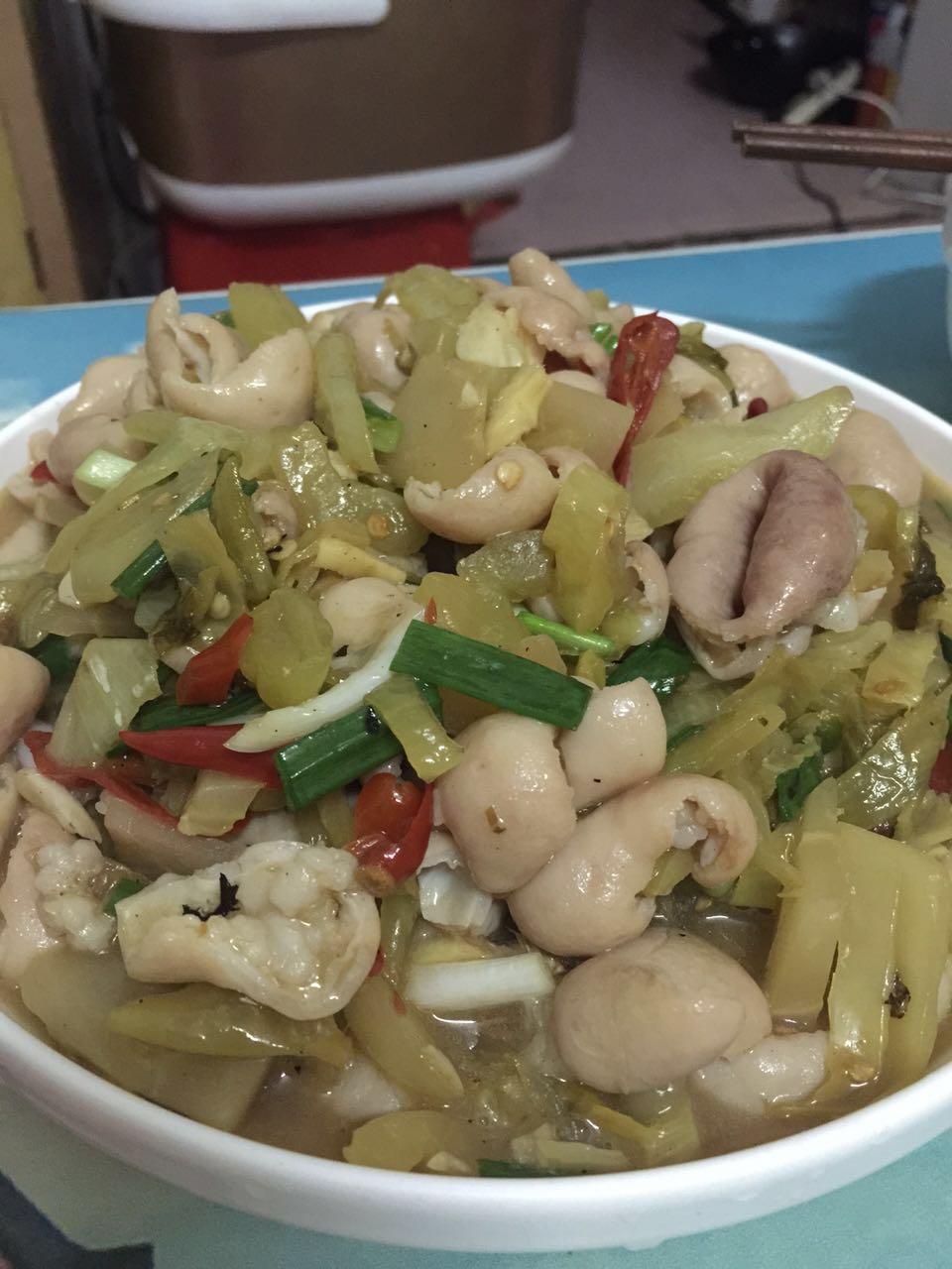 酸辣肥肠