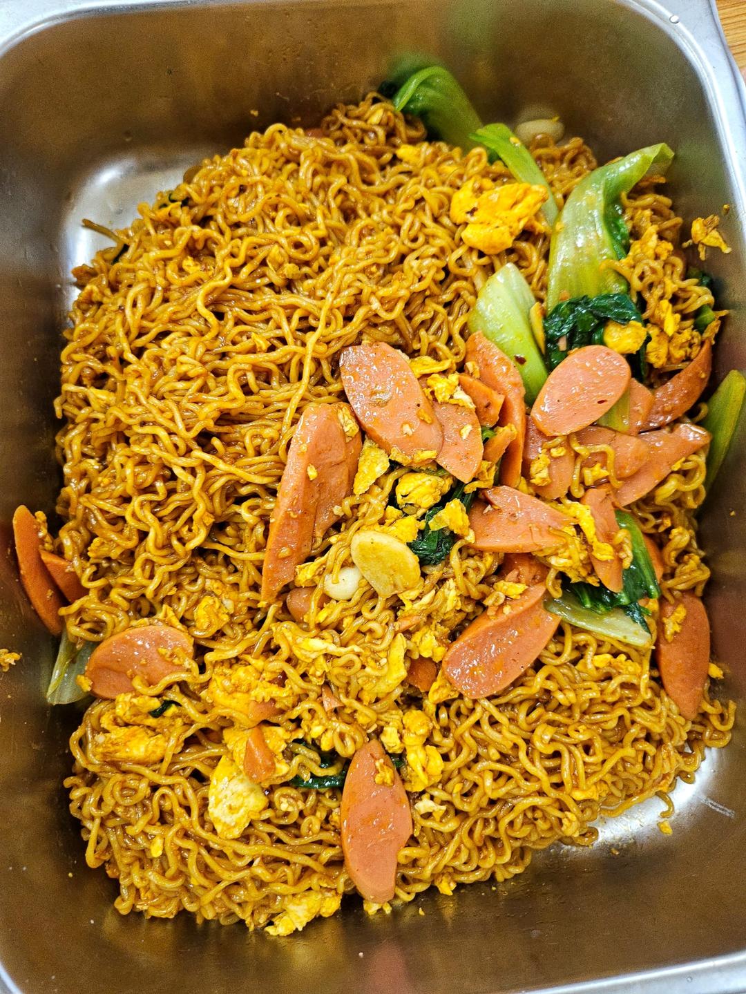 秒杀路边摊的炒方便面