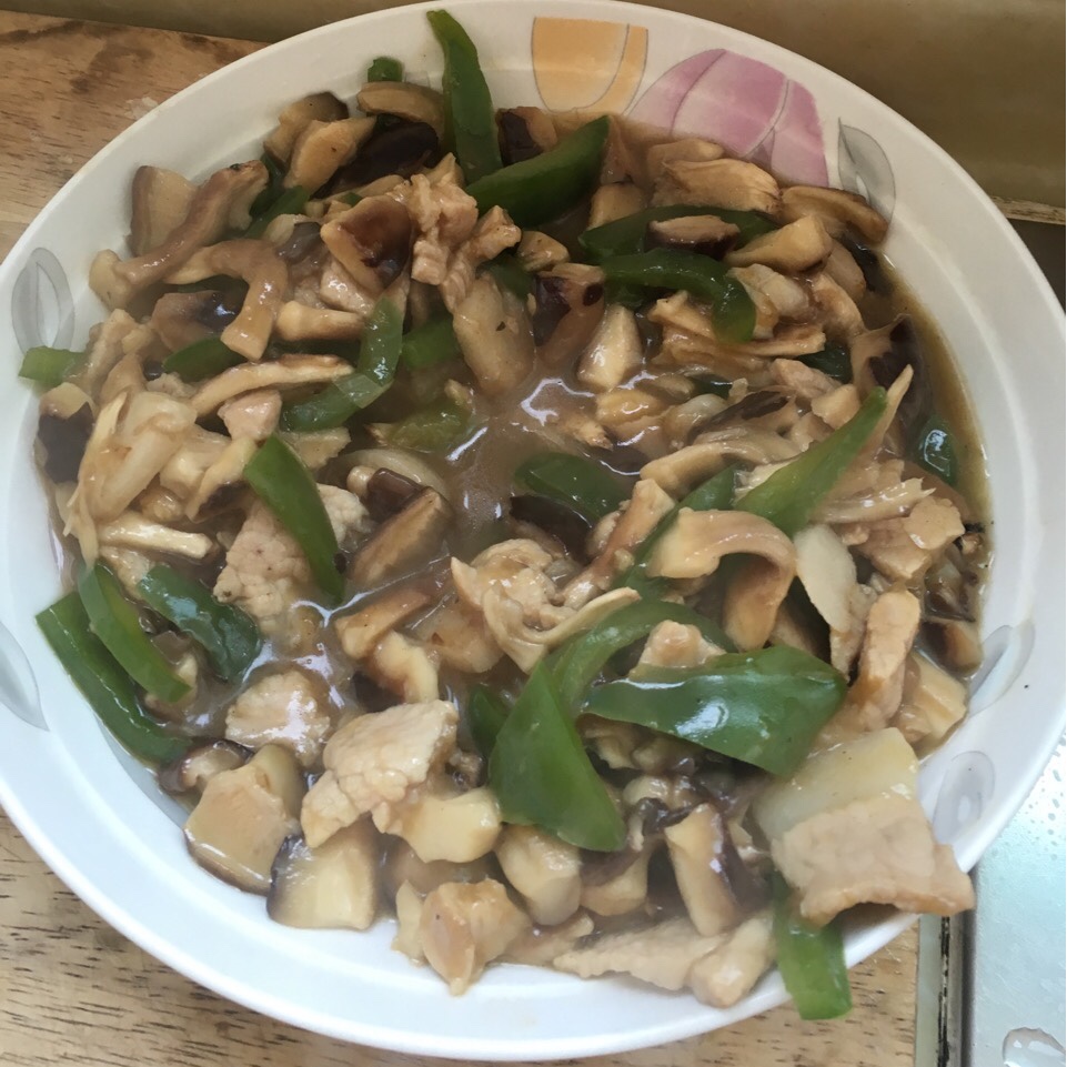 香菇炒肉，超级下饭哦