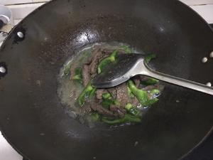 青椒牛柳爆炒豆腐干（牛肉）的做法 步骤3