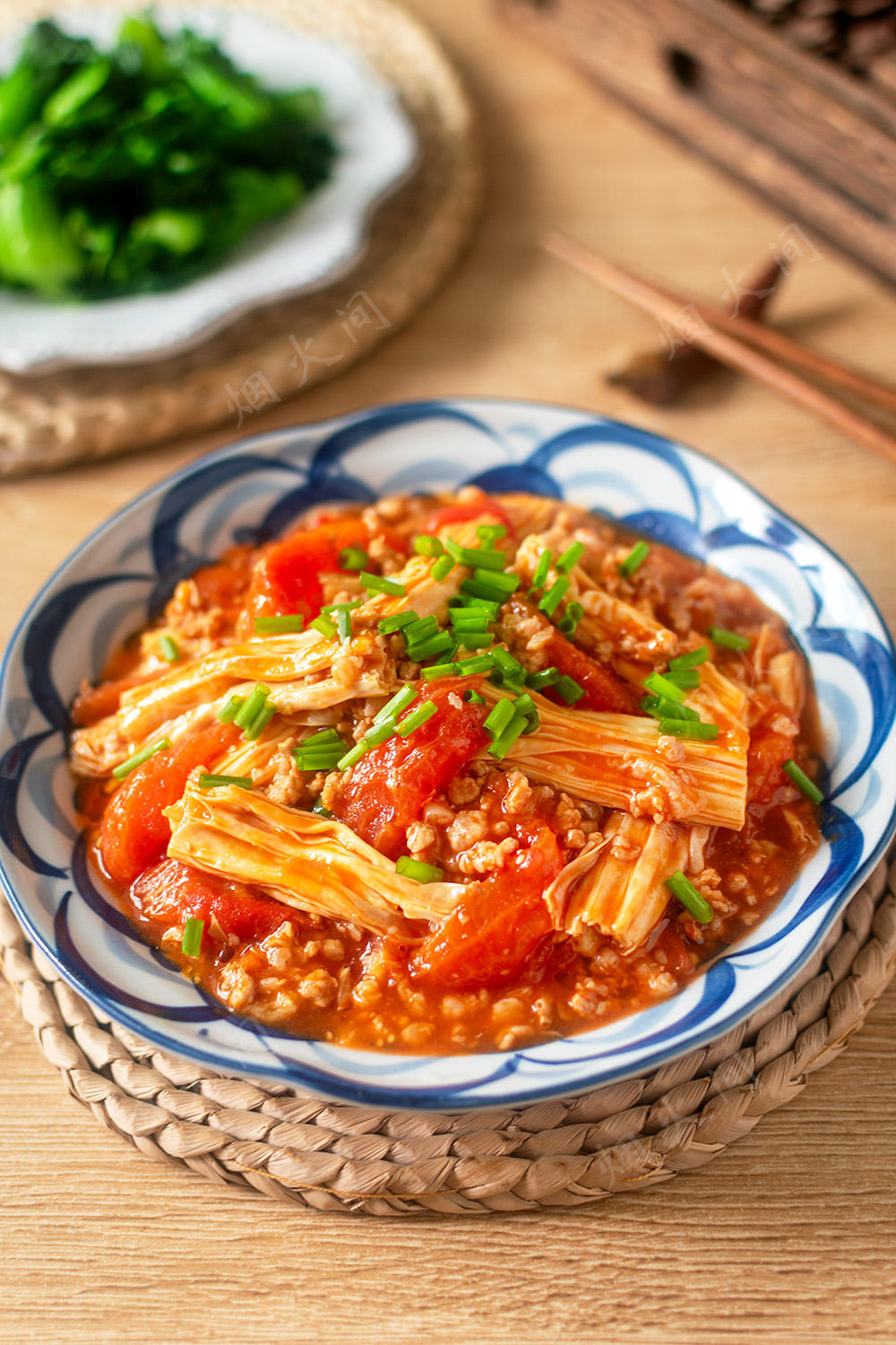 下饭神器来了！番茄肉末腐竹