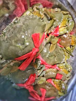 吃螃蟹🦀️看这一篇就够了！肥美鲜嫩的大青蟹！的做法 步骤2