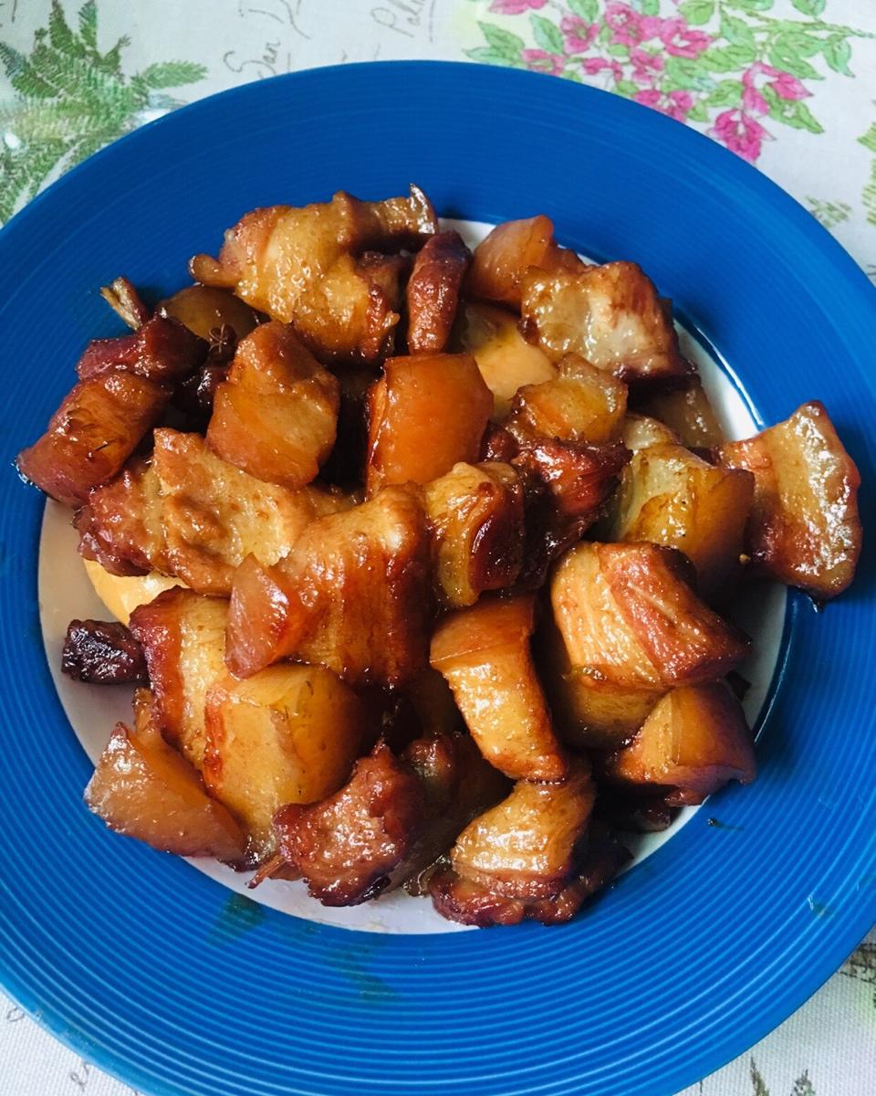 厨师长教你：“红烧肉”的家常做法，肉香四溢肥而不腻