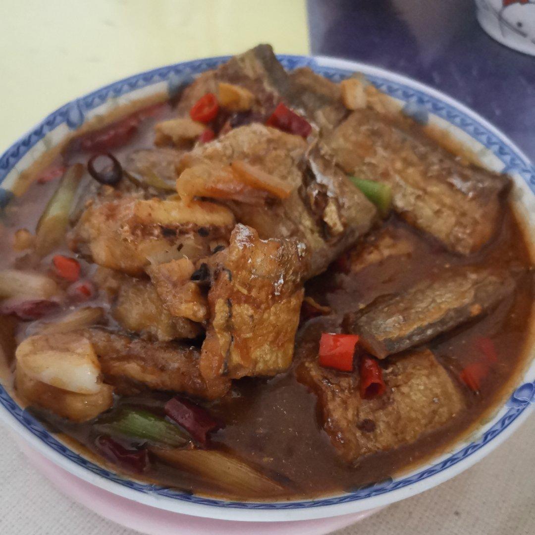 零失误的红烧带鱼，经典家常菜，吃了就忘不掉的味道