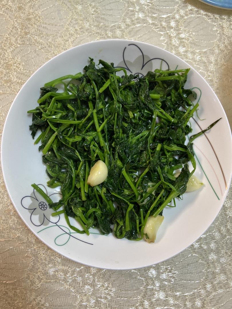 清炒豌豆苗
