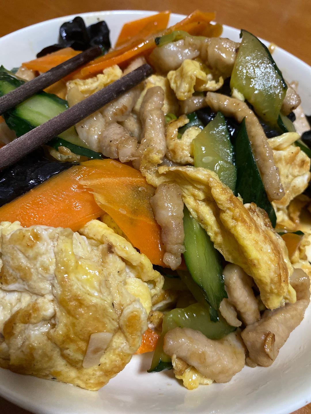 适合小朋友口味的简易版木须肉，新手烹饪必学家常菜，一盘5种食材，鲜香下饭