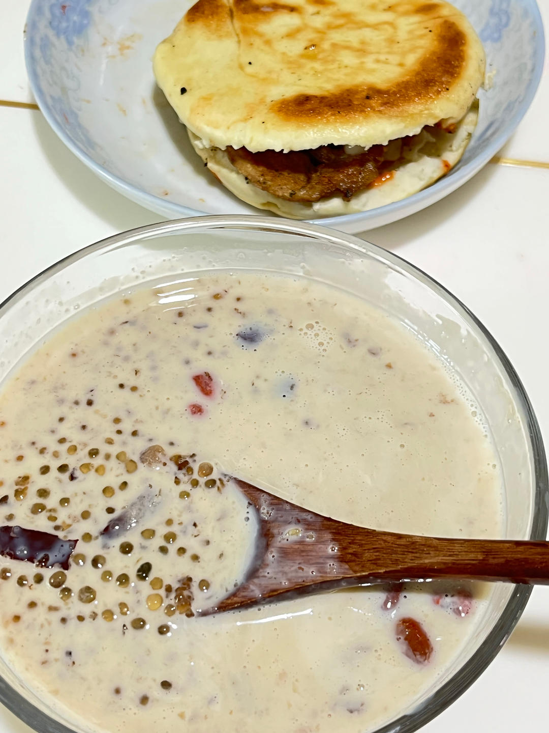 比奶茶还好喝❗️秋冬季必喝红糖姜枣西米露