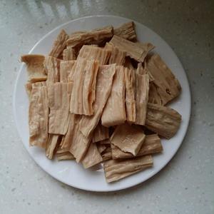 腐竹排骨汤的做法 步骤2