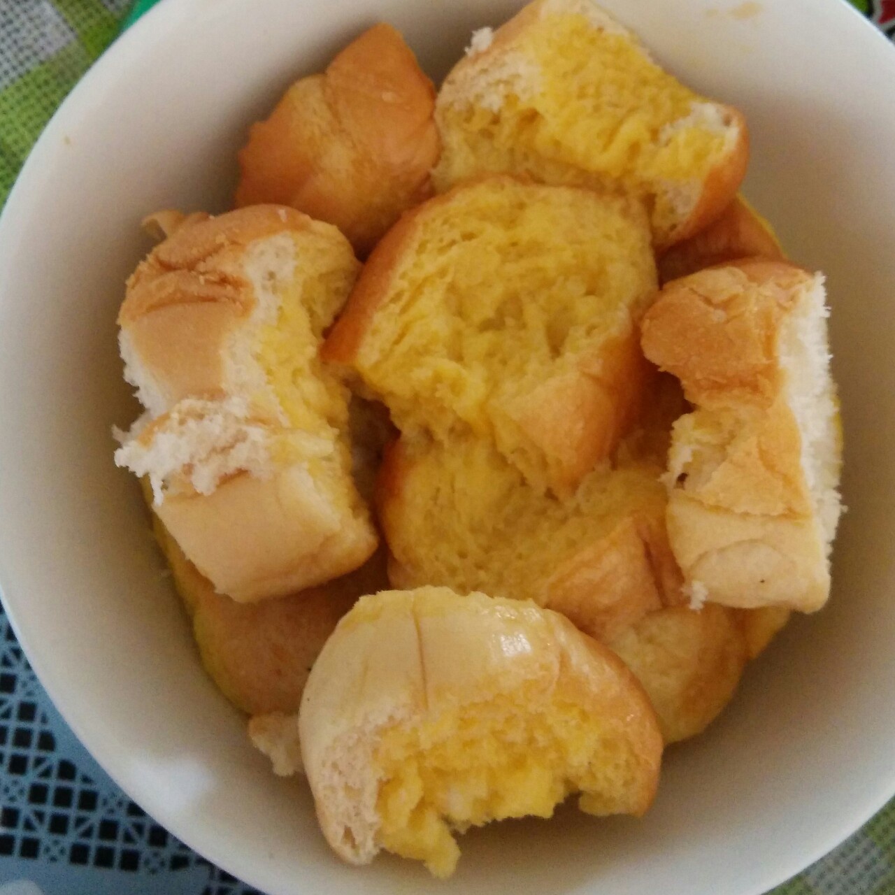 鸡蛋牛奶吐司布丁